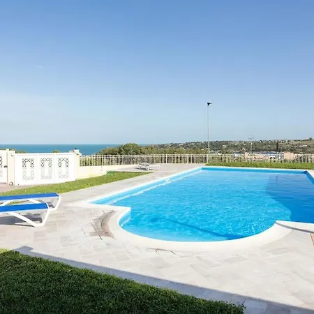 Con Piscina Vista Mare E Etna Augusta