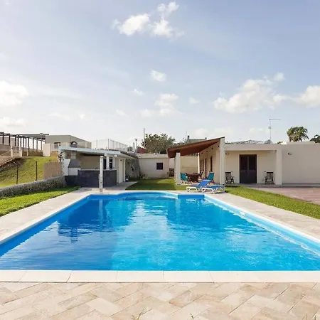 Con Piscina Vista Mare E Etna * Augusta
