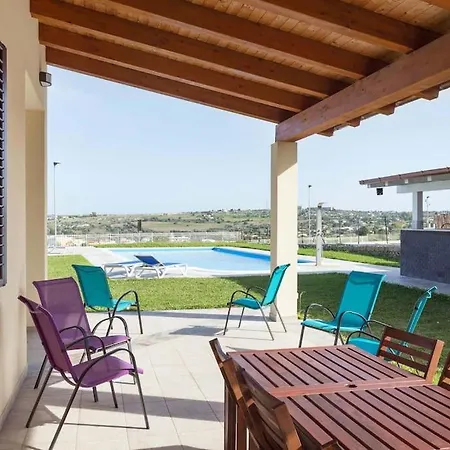 Con Piscina Vista Mare E Etna Augusta